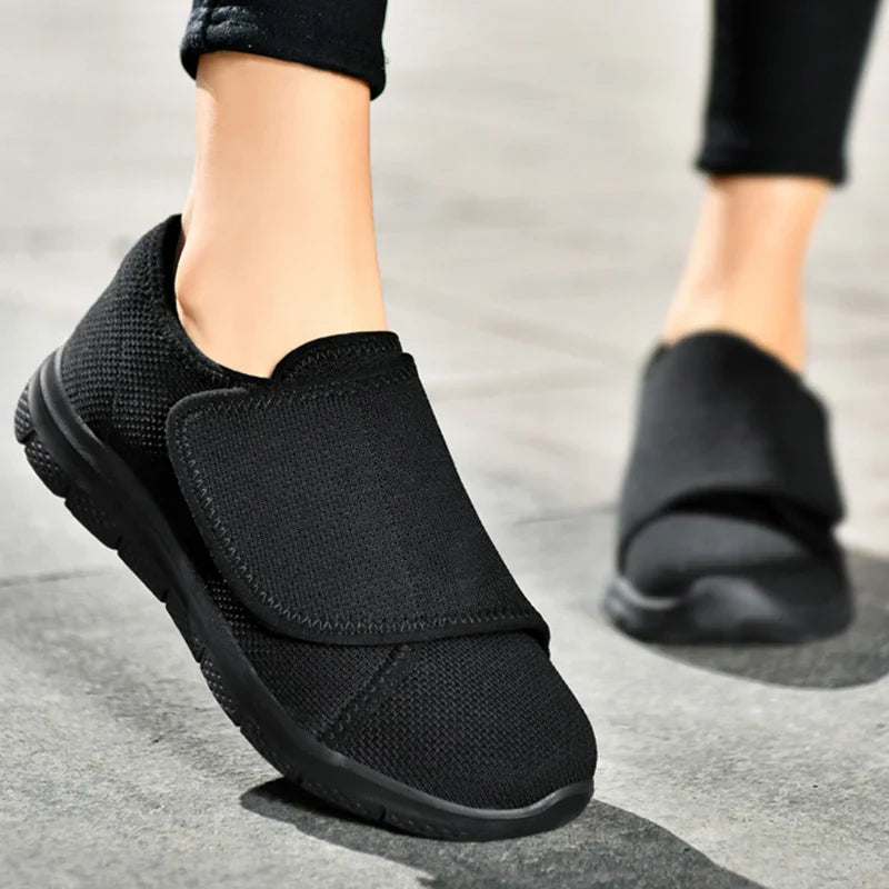 Summer Breathable Non-Slip Soft Sole Elderly Shoes, Women's Casual Orthopedic Walking Flats for Middle-Aged and Seniors